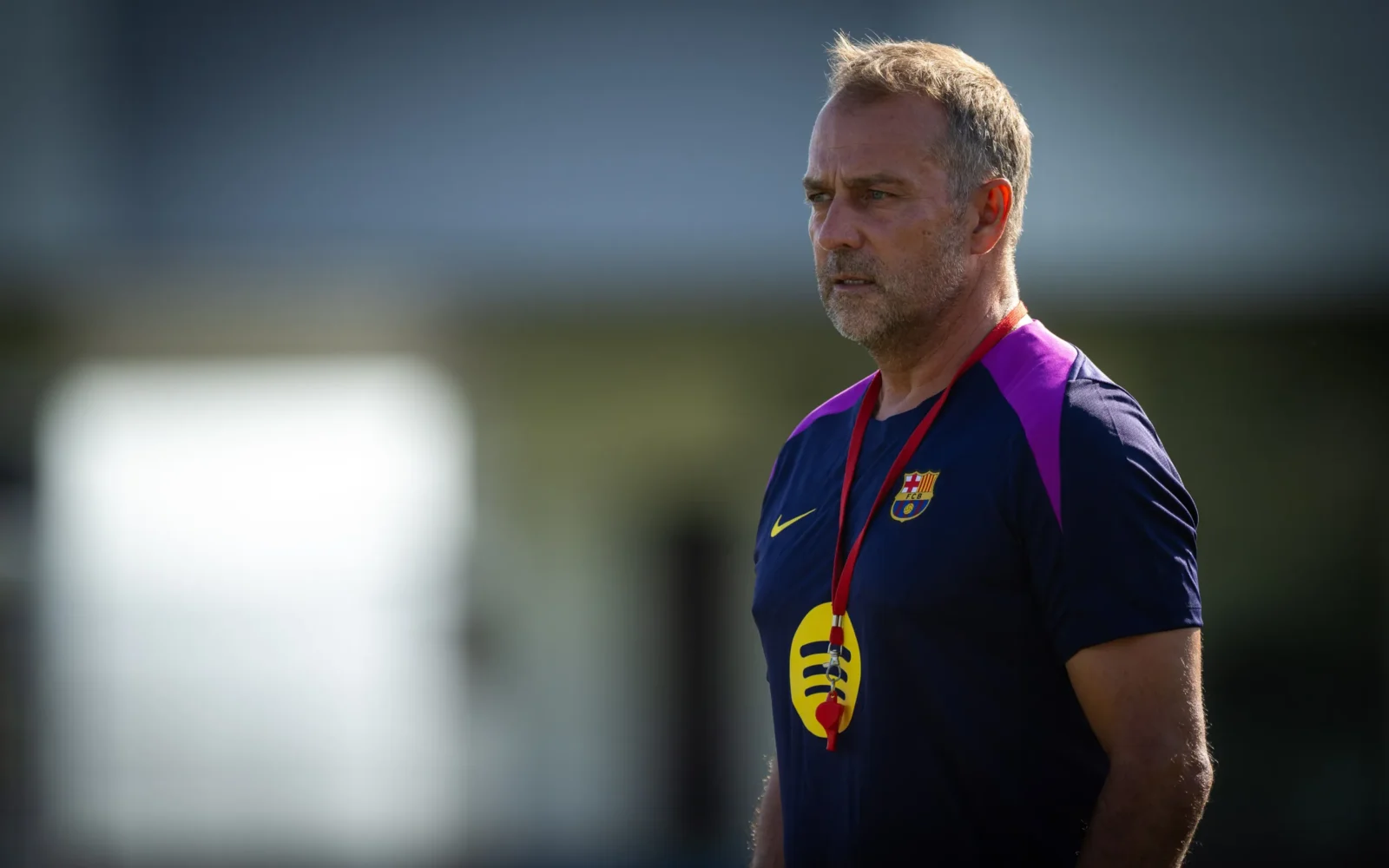 Hansi Flick en el entrenamiento.