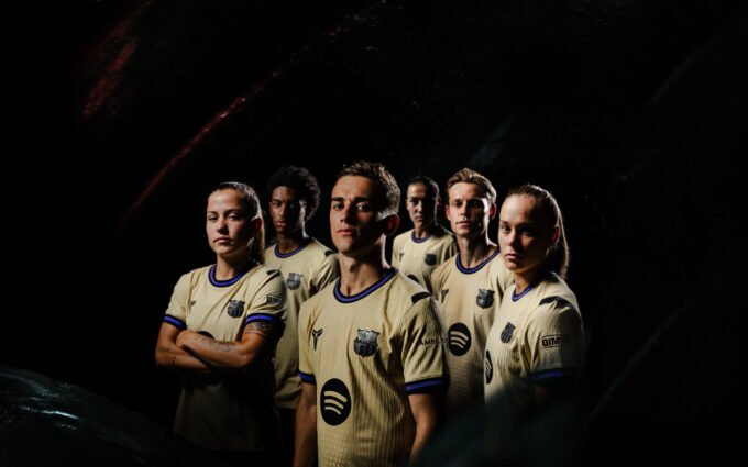 Segunda equipación Barça 2025/26.