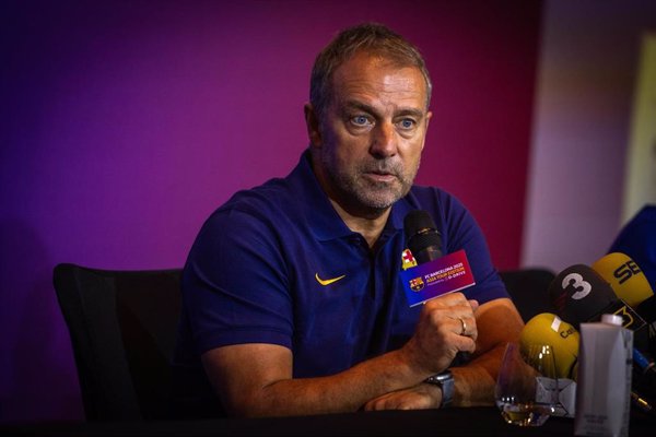 Hansi Flick en la rueda de prensa en Corea, previa al partido del Barça ante el FC Seoul