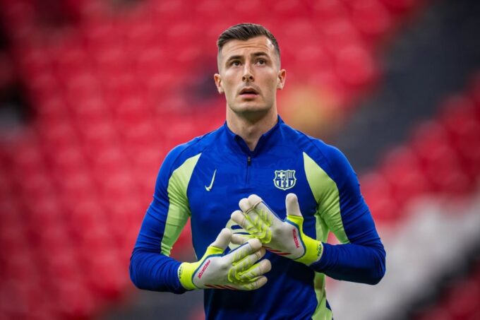 Iñaki Peña portero del Barcelona