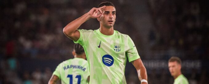 Ferran Torres celebra el segundo gol en el Ciutat de València. FC Barcelona