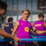 Gavi entrenando con el Barça antes de su lesión
