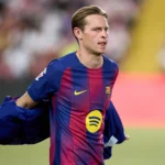 Frenkie De Jong saltando a jugar un partido con el Barça