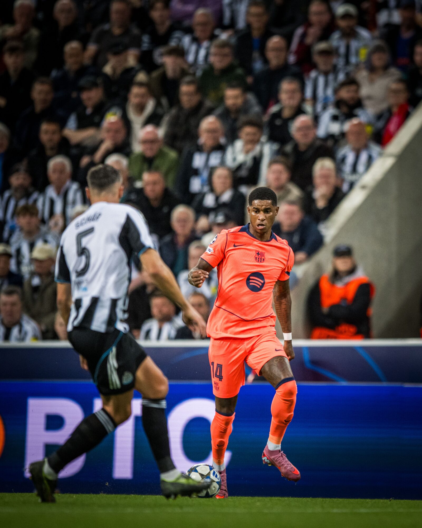 El atacante culé regresaba a Saint James Park