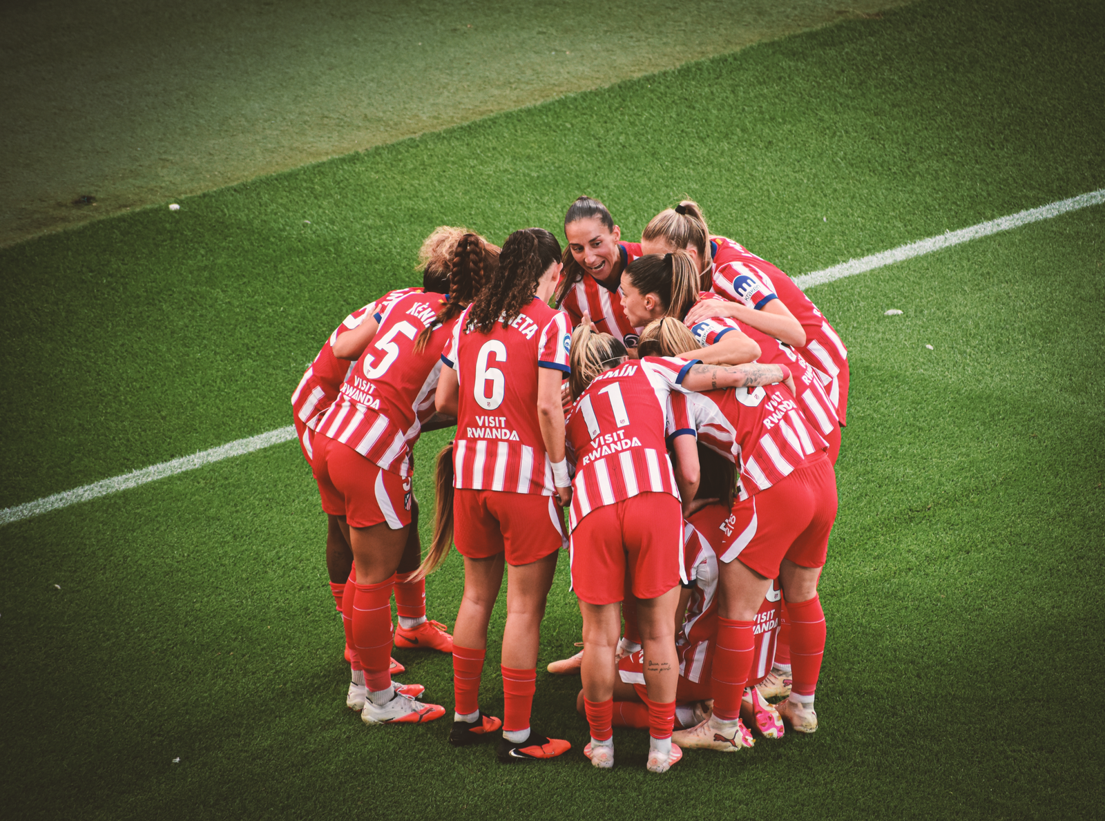 Atletico de Madrid celebrando el gol en el Johan