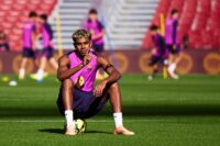 Lamine Yamal en un entrenamiento