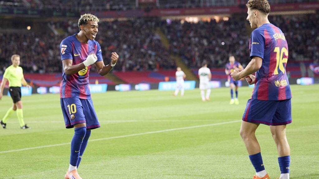 Lamine Yamal y Fermín celebrando el 1-0 ante el Elche
