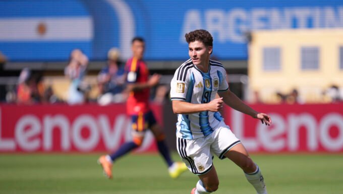 Julián Álvarez.