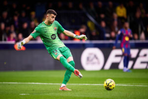 Joan García frente al Villarreal