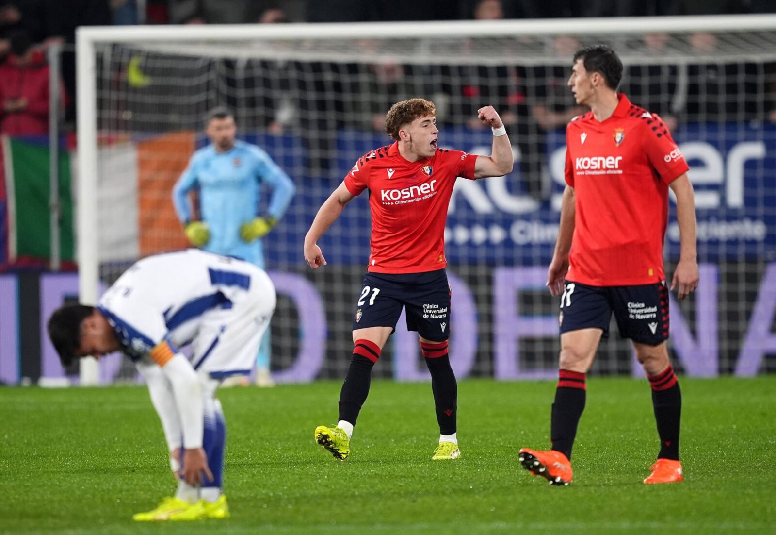 Víctor Muñoz celebrando ante el Levante