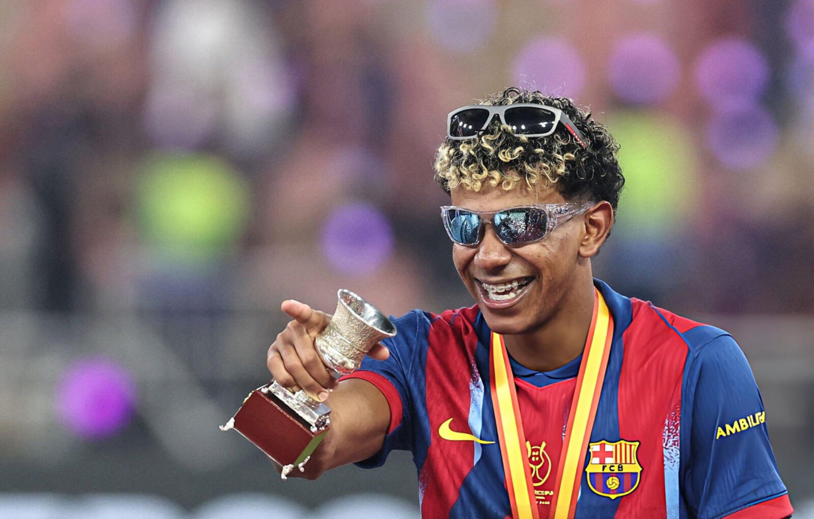 Lamine celebrando la Supercopa