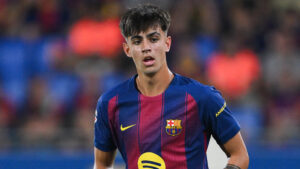 Marc Bernal en la presente temporada con el FC Barcelona