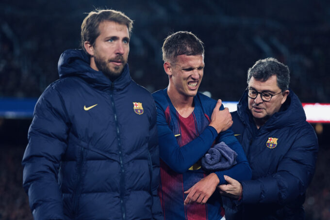 Dani Olmo tras su lesión en el hombro