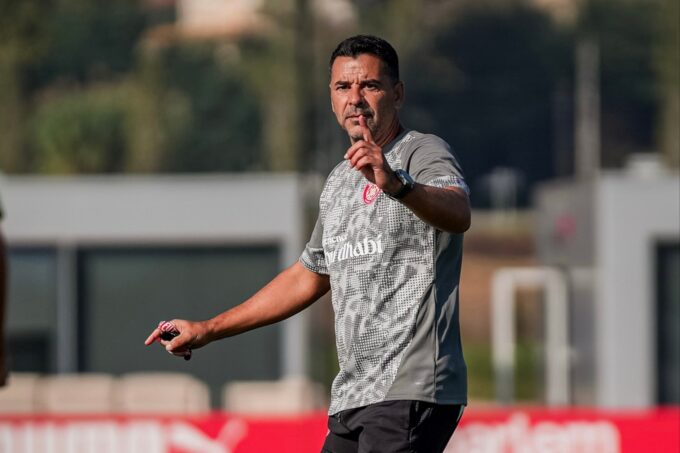 Míchel Sánchez, entrenador del Girona.