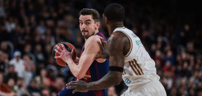 Satoransky contra el Dubai.