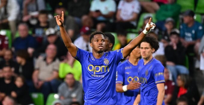 Ansu Fati alcanza los 10 goles en Ligue 1