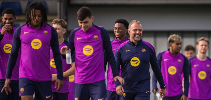 Los futbolistas sonríen antes de la Champions