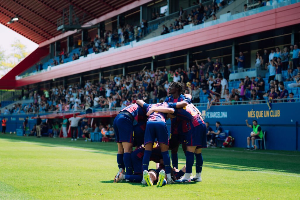 El gol de la remontada, obra de Alex Campos. Foto: SocBlaugrana, Jan Garsot