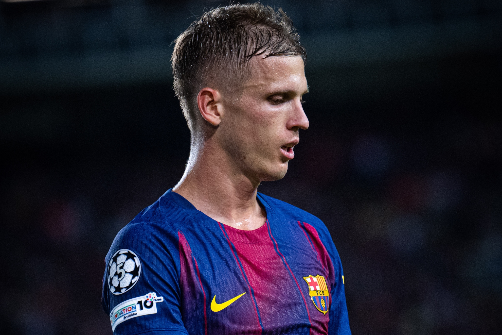 Dani Olmo, cabizbajo.