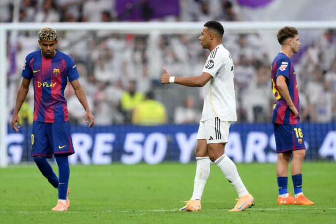 Lamine Yamal, Kylian Mbappe y Fermín Lopez