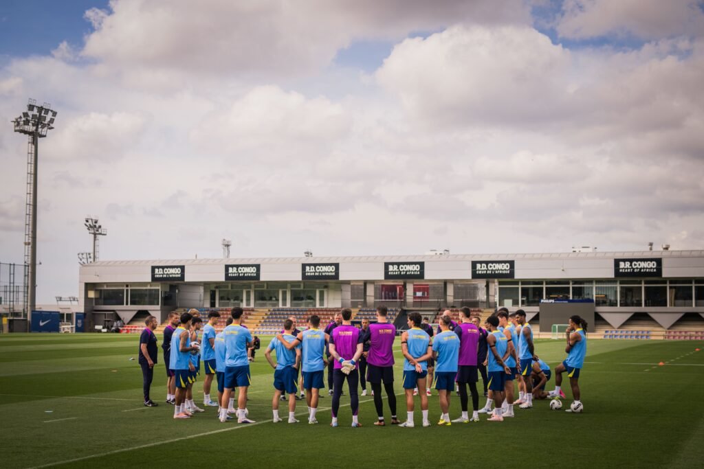 Último entreno antes del Clásico