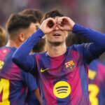 Pedri celebrando un gol con el Barça esta temporada