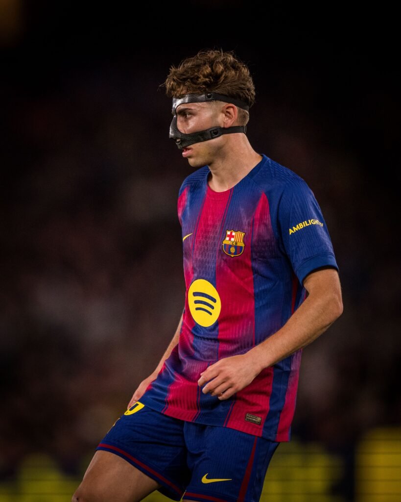 Fermín con la máscara