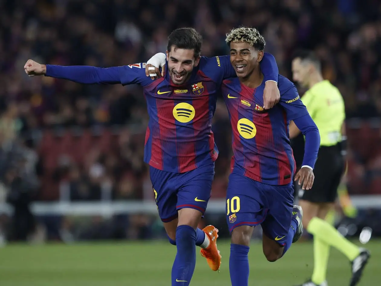 Ferran Torres y Lamine Yamal