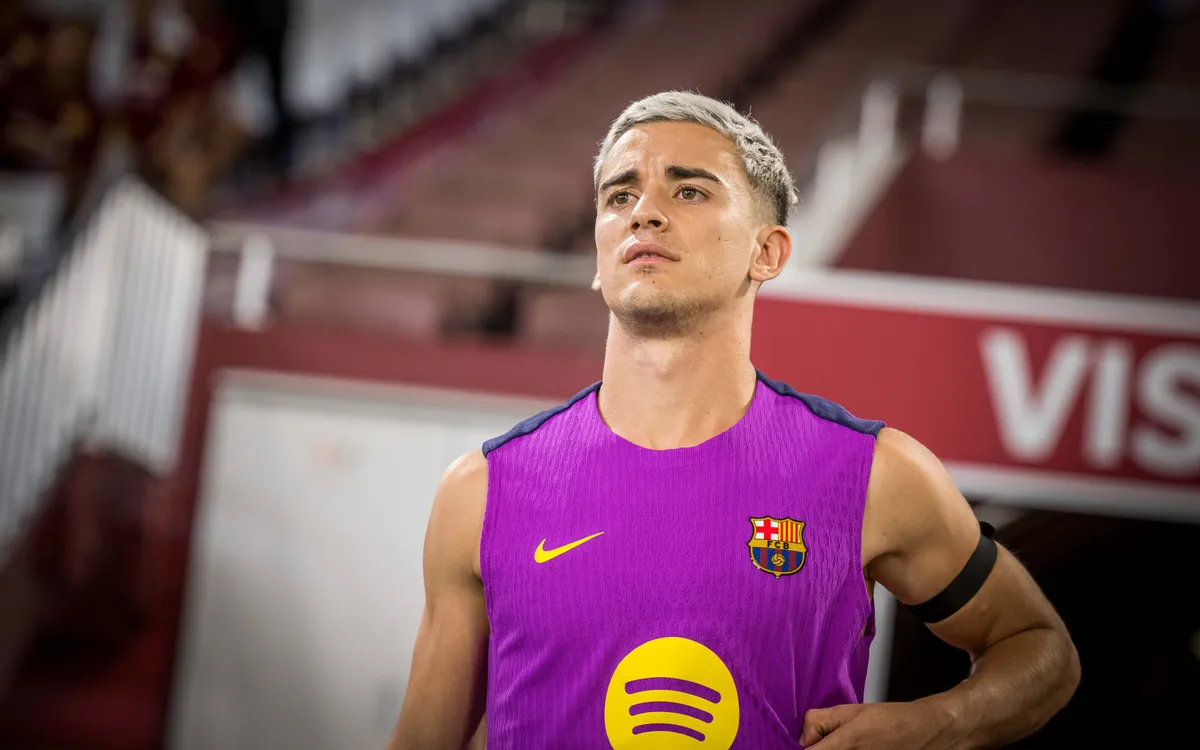 Gavi viajará a Arabia como uno más, pese a que aún sigue recuperándose de su lesión. Foto: FCB