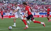 Gordon en un partido con Inglaterra