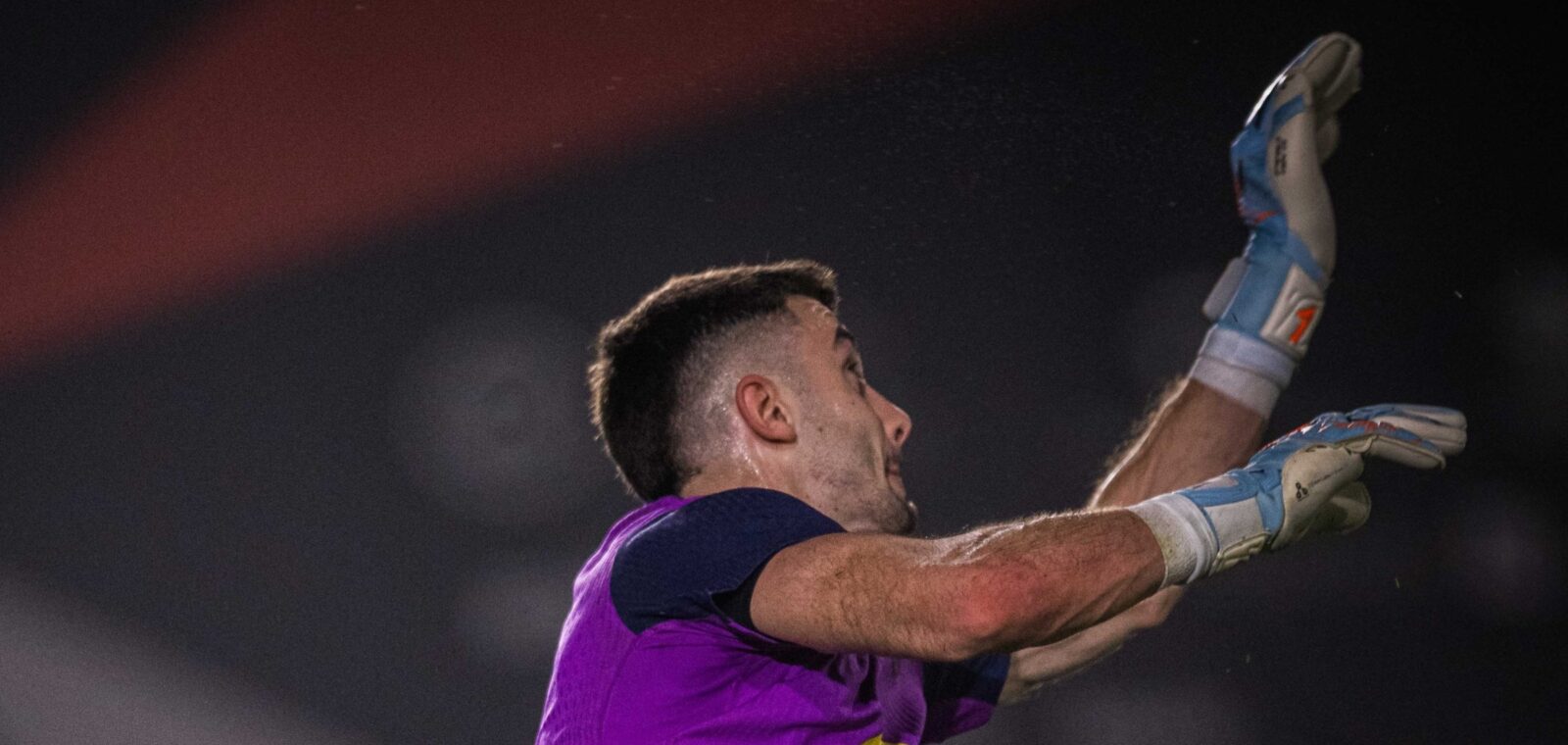 El guardameta del FC Barcelona antes del partido