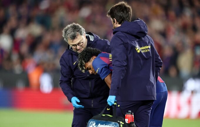 lesión Lamine Yamal isquio