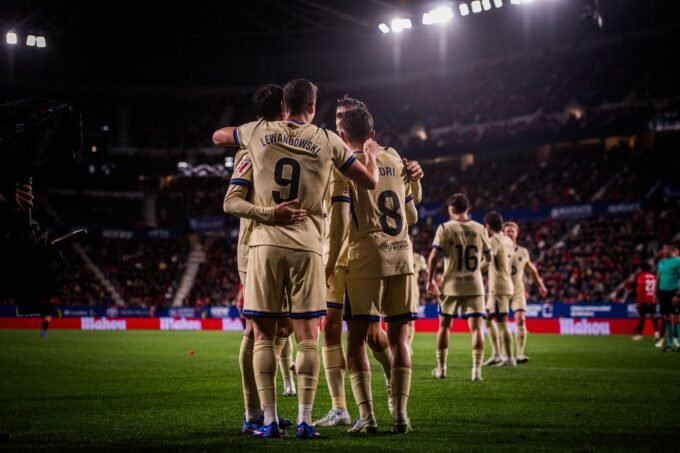 El Barça gana en el Sadar y ya se siente campeón