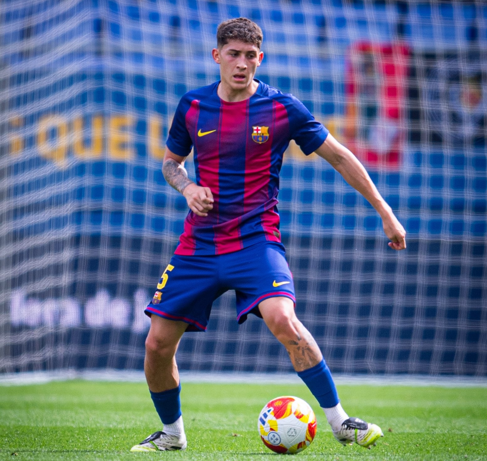 El defensa uruguayo durante el partido