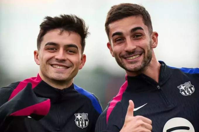 Pedri y Ferrán Torres